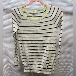 LIGHTWEIGHT NAVY STRIPE SWEATER WITH NEON COLLAR